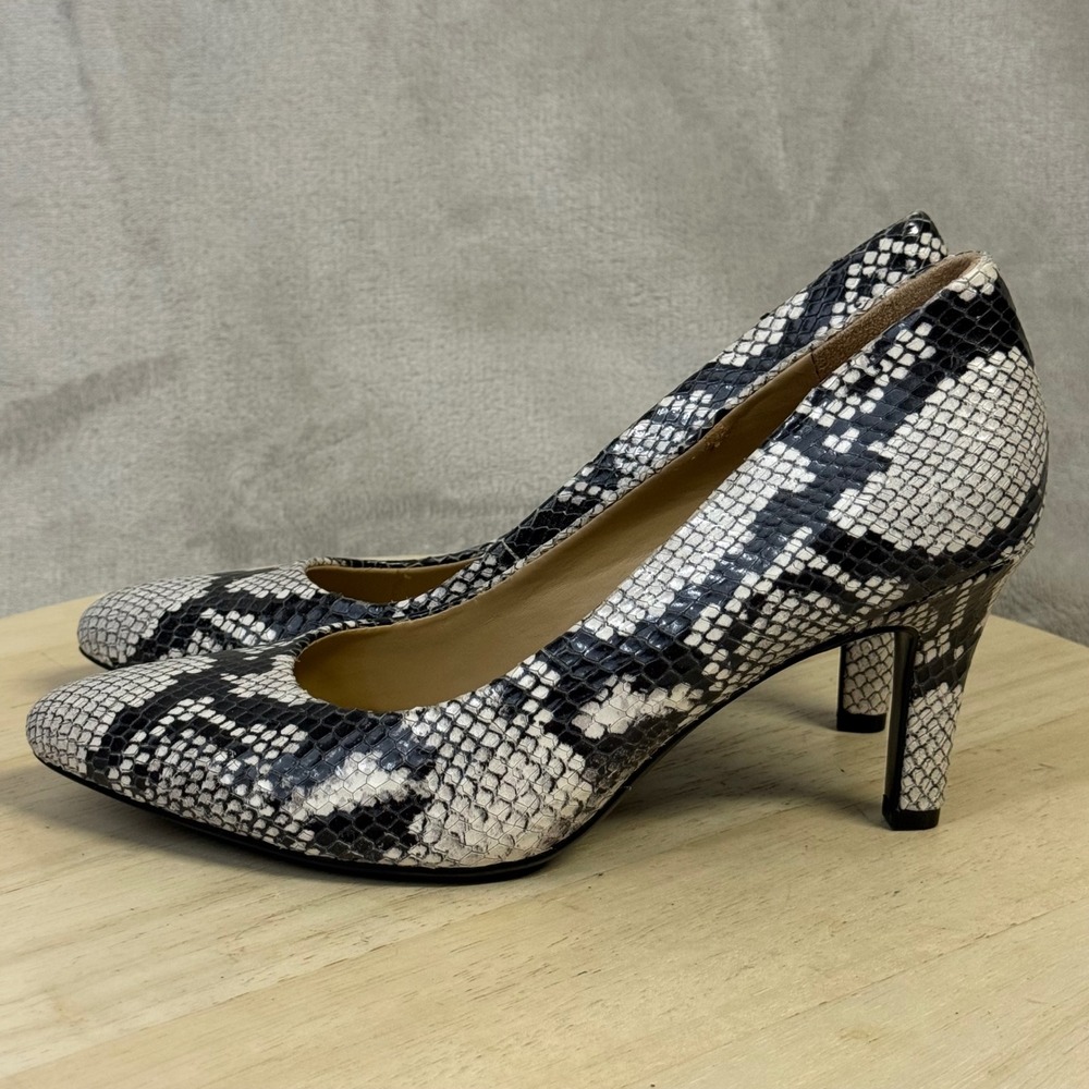 Naturalizer Anna Snakeskin Pointed Toe Pumps Black White Leather Heels Size 6M - Picture 3 of 16
